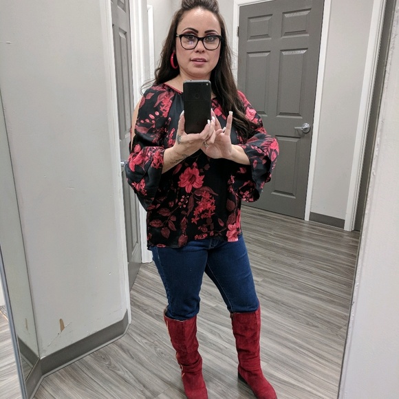 Meet your Posher, Renee - Picture 1 of 1